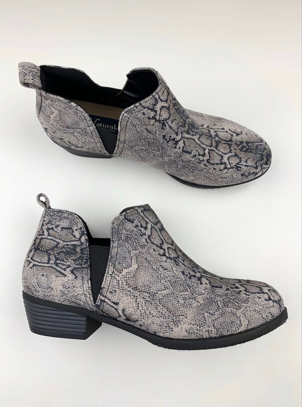 Natural Reflections Booties Grey Snakeskin Ankle Boots Slip On Women's 8.5